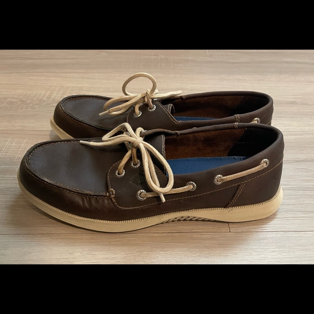 Men’s Sperry original boat shoes